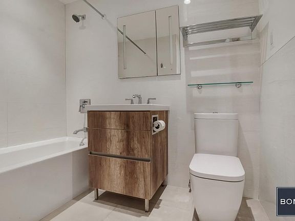 5th image of 230 E 30th St APT 9F