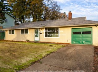 965 Donna Lynn Way, Gladstone, OR 97027