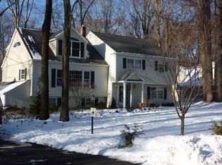 10 Braidburn Way, Morristown, NJ 07960