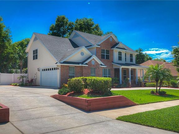3rd image of 1214 Shorecrest Cir
