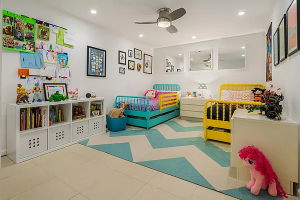 Sold by Park Property Advisors | media 9