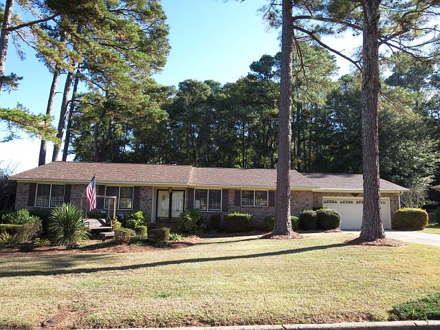 1st image of 172 Holiday Dr