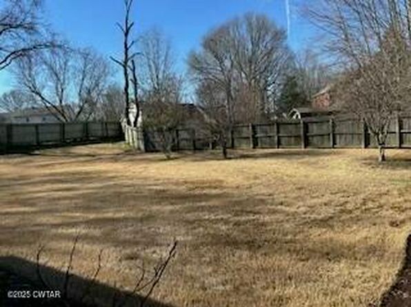 197 Willow Branch Dr, Jackson, TN 38305