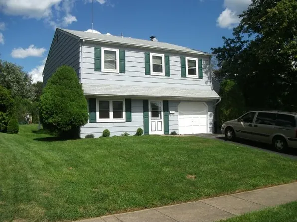 2173 Schaefer Rd, Abington, PA 19001