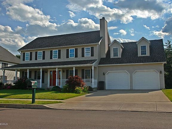 2nd image of 34 Kara Ln