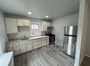 976 Greenfield Ave #2, Pittsburgh, PA 15217