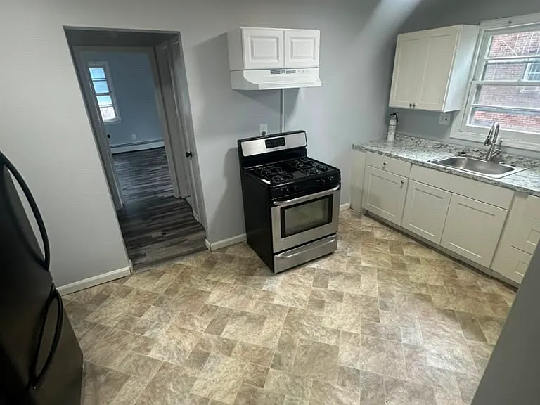 1611 Oliver St #1 — Photo 4