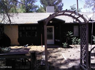 1127 Veterans Rd, La Mesa, NM 88044