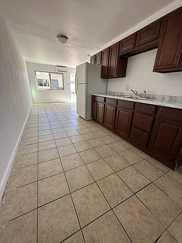 Spacious 2 Bedroom Apartment with Private Backyard Photo 1 Spacious 2 Bedroom Apartment with Private Backyard Photo 1