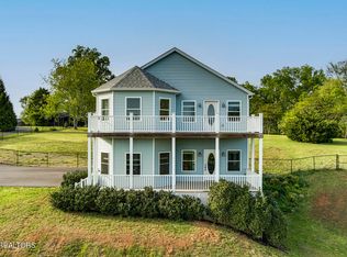 746 Malin Dr, Kodak, TN 37764