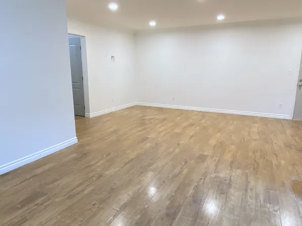 5914 Buffalo Avenue, Van Nuys, CA 91401, 5914 Buffalo Ave #30, Van Nuys, CA 91401