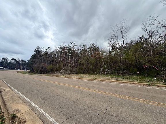 5th image of County Road 106