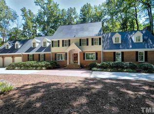 305 Queensferry Rd, Cary, NC 27511