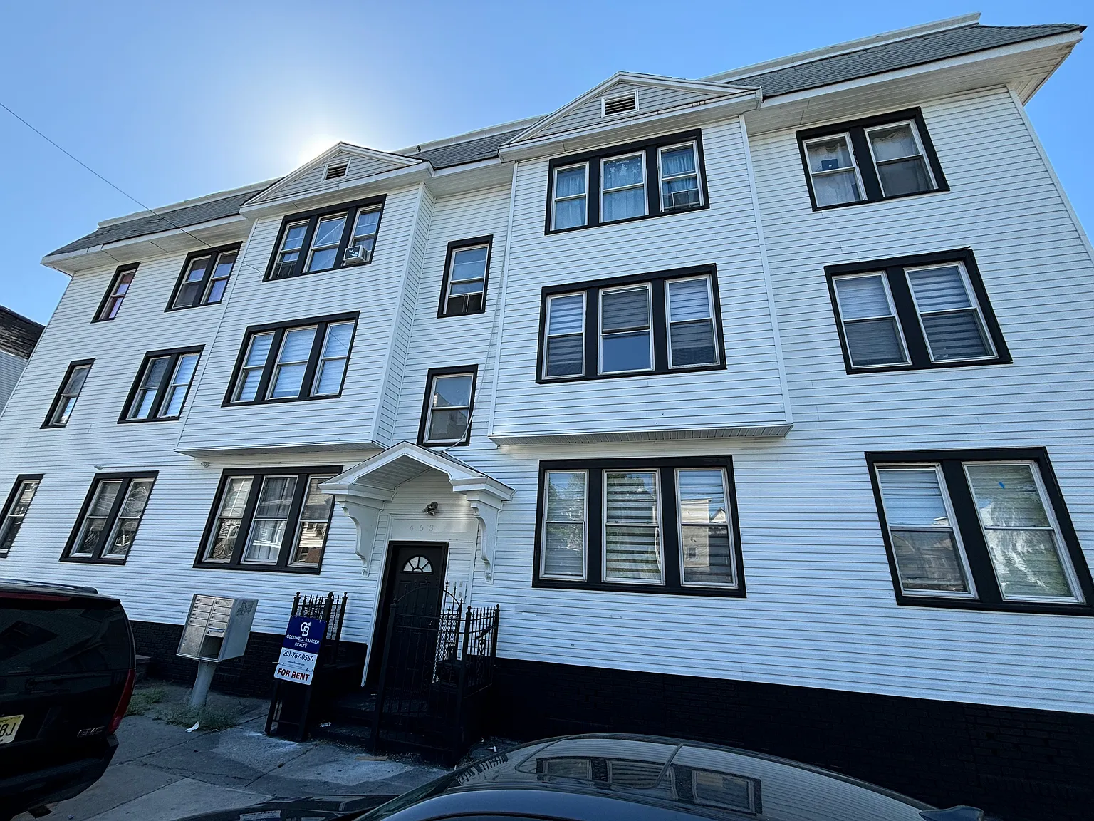 2 bed, $2,100 — Photo 1