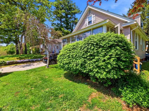 48 Crystal St, Pittsfield, MA 01201