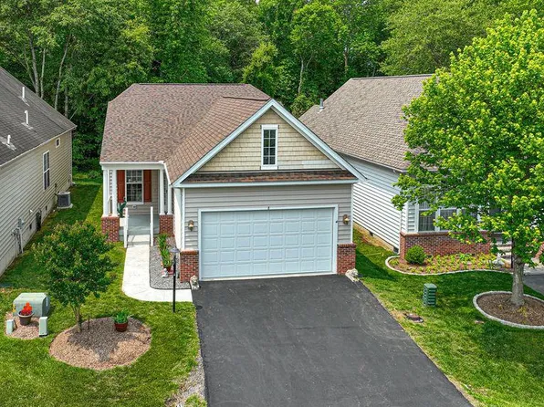 8 Easton Ave, Ocean Pines, MD 21811