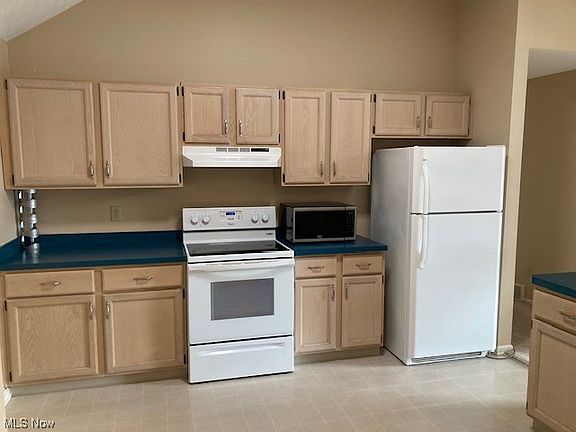 4th image of 23364 Grist Mill Ct #164