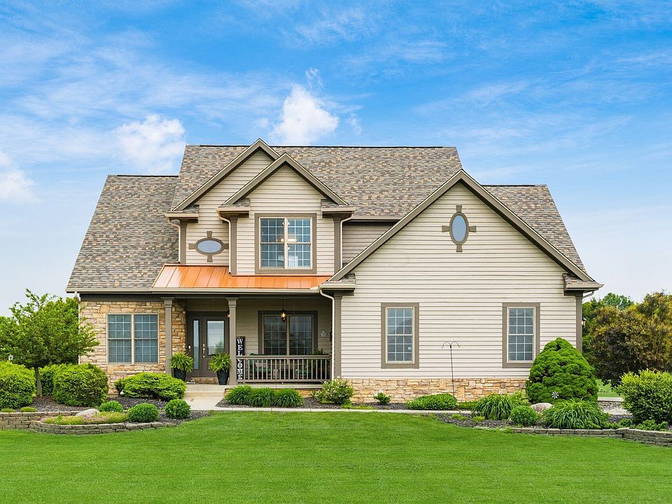 1st image of 4588 Meadowgrove Dr NW