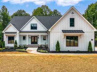 2588 McCullum Ct, Browns Summit, NC 27214