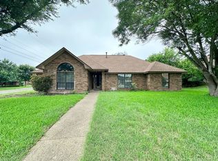 1818 Diana Ln, Harker Heights, TX 76548