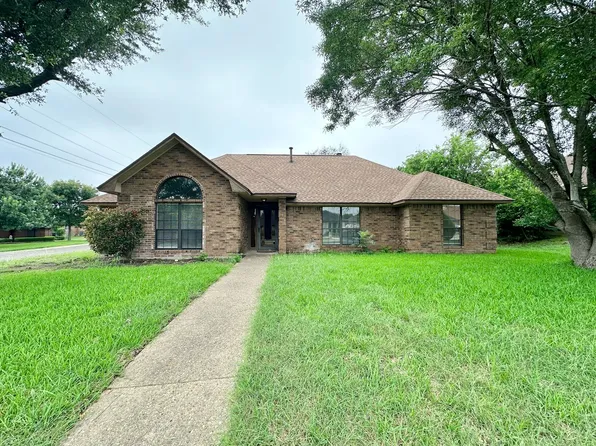 1818 Diana Ln, Harker Heights, TX 76548