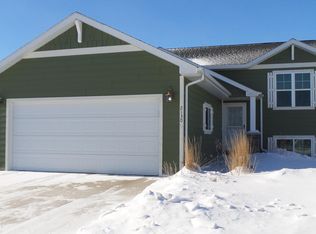 2130 Rio Grand Ave, Brookings, SD 57006