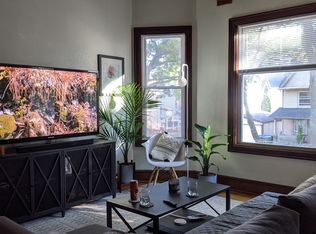 1908 E Webster Pl APT 2, Milwaukee, WI 53211