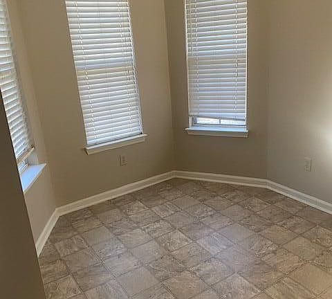 4th image of 5792 Kayla Dr
