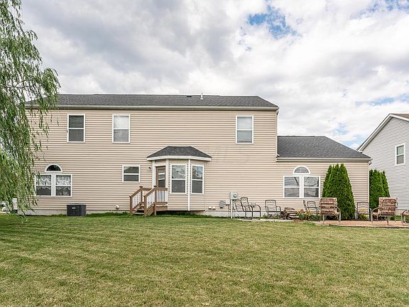 4th image of 21 Knights Bridge Dr #52