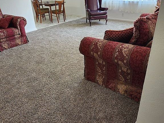 5th image of 816 Kendall Dr