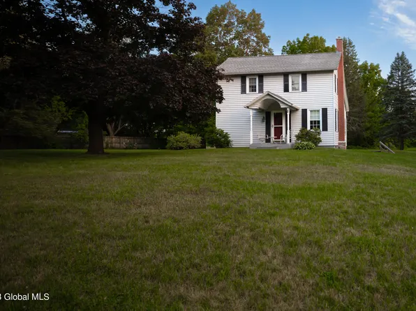 15 Schodack Drive, Castleton, NY 12033