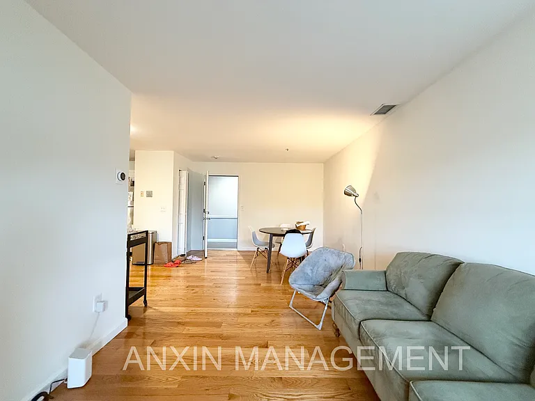 660 Cambridge St #401 — Photo 8