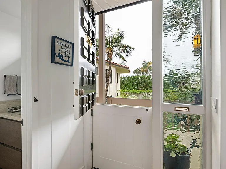 1337 Plaza Pacifica — Photo 4