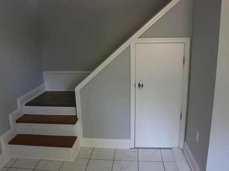 1134 Hinton St — Photo 2