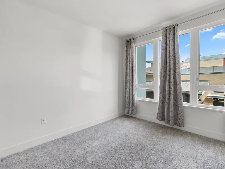 5925 Charlotte Dr #240 — Photo 9