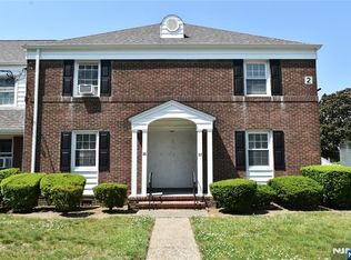 5-65 Elmwood Ter #35, Elmwood Park, NJ 07407