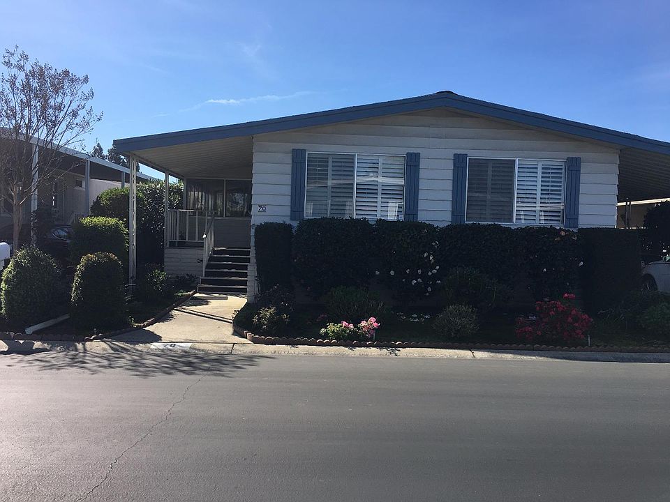 1st image of 70 Quail Hollow Dr
