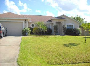 672 SW Paar Dr, Port Saint Lucie, FL 34953