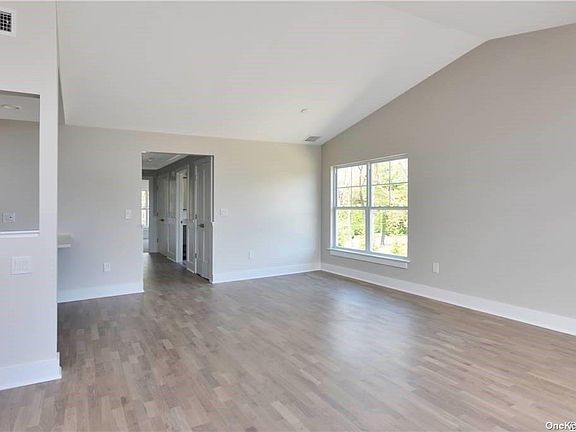 4th image of 506 Breton Way