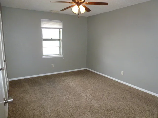 5209 Llano St — Photo 10
