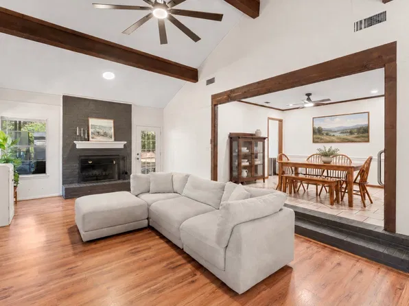 107 Karen Ct, Athens, TX 75751