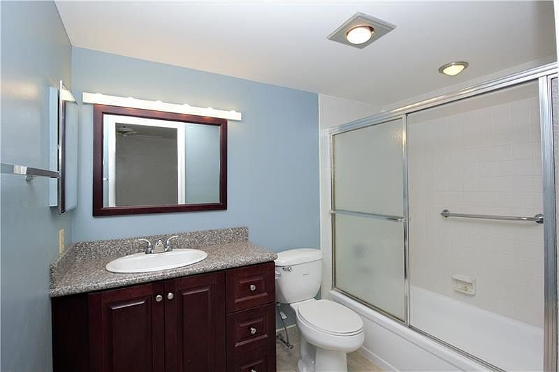 2nd image of 2404 Antigua Cir APT K4