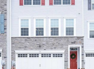 1154 Hickory Ln, Langhorne, PA 19047