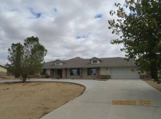 15835 Wintun Rd, Apple Valley, CA 92307