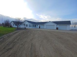 401 2nd St, Gilby, ND 58235