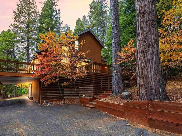 23899 Hilltop Cir, Twain Harte, CA 95383