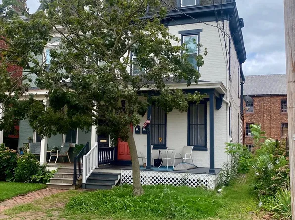 132 S 2nd St, Columbia, PA 17512