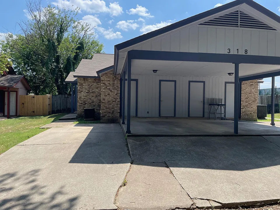 318 W William Cannon Dr #A
