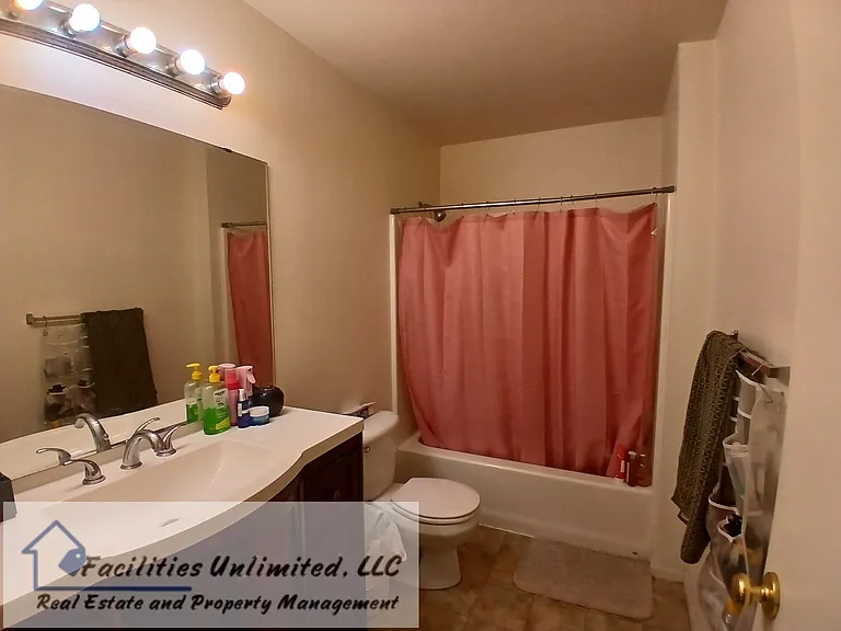 1803 S 10th St #B — Photo 15