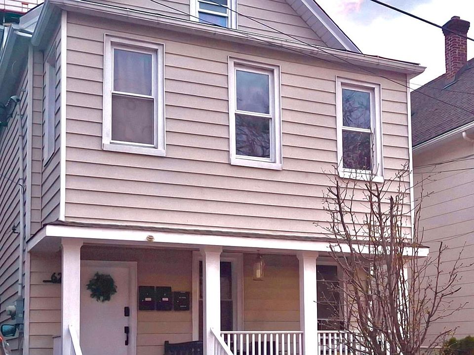 1st image of 62 Oak Street